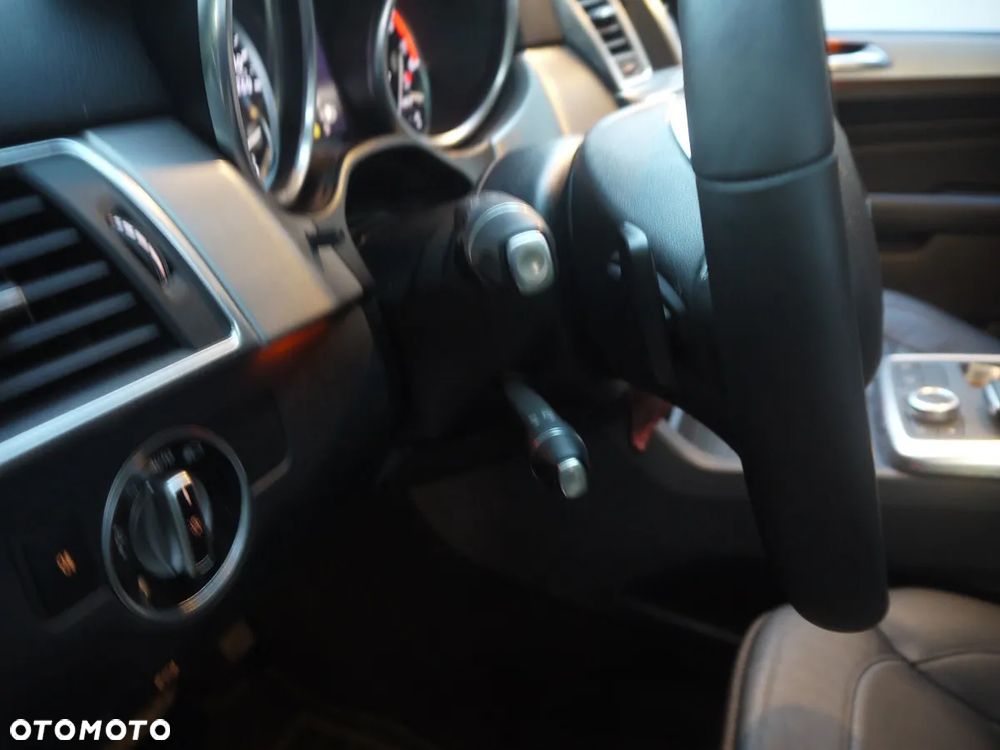 Mercedes-Benz ML 350 BlueTEC 4MATIC 7G-TRONIC Edition 1 - 36
