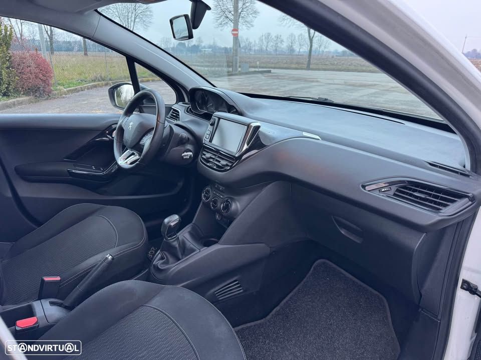 Peugeot 208 1.6 e-HDi Active - 5