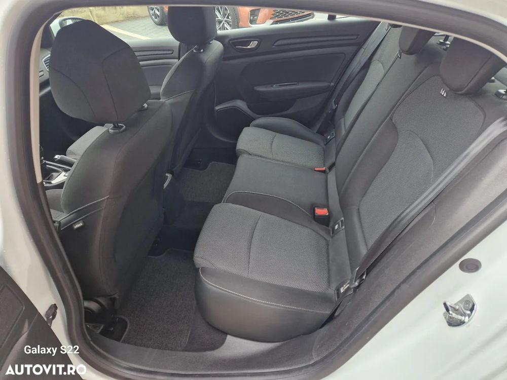 Renault Megane Blue dCi 116 Life - 17