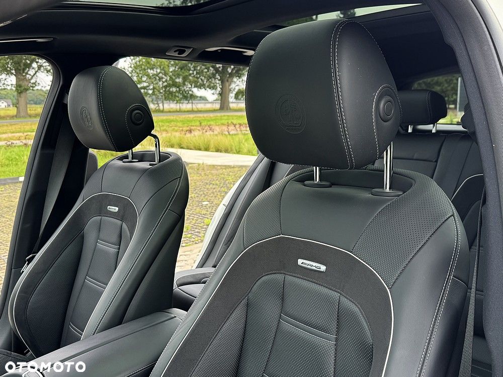 Mercedes-Benz Klasa E AMG 63 S 4Matic+ 9G-TRONIC - 35