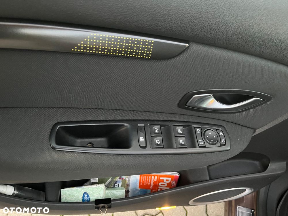 Renault Scenic - 25