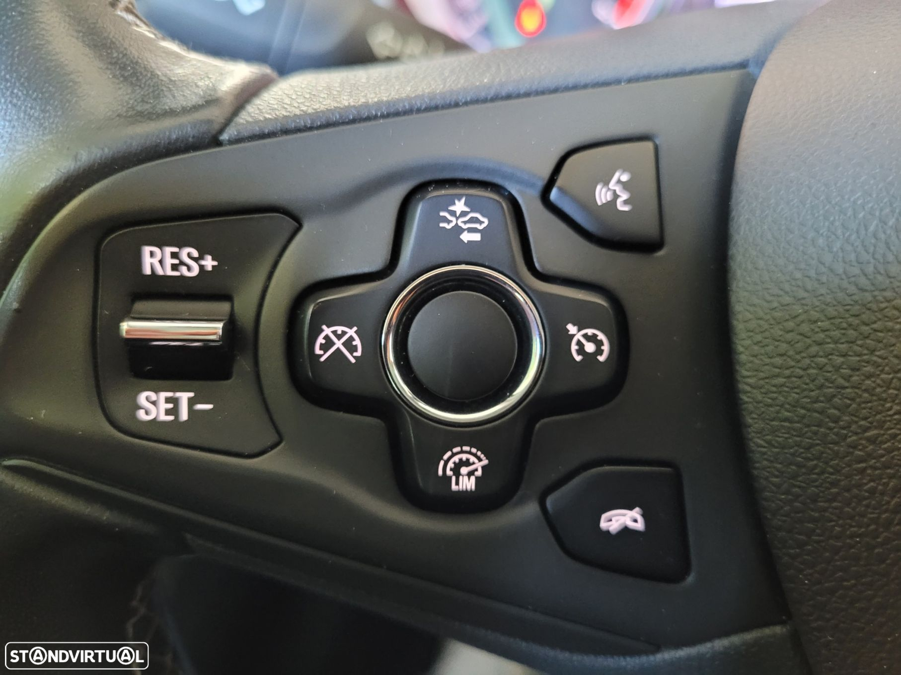 Opel Astra 1.0 Innovation S/S - 23