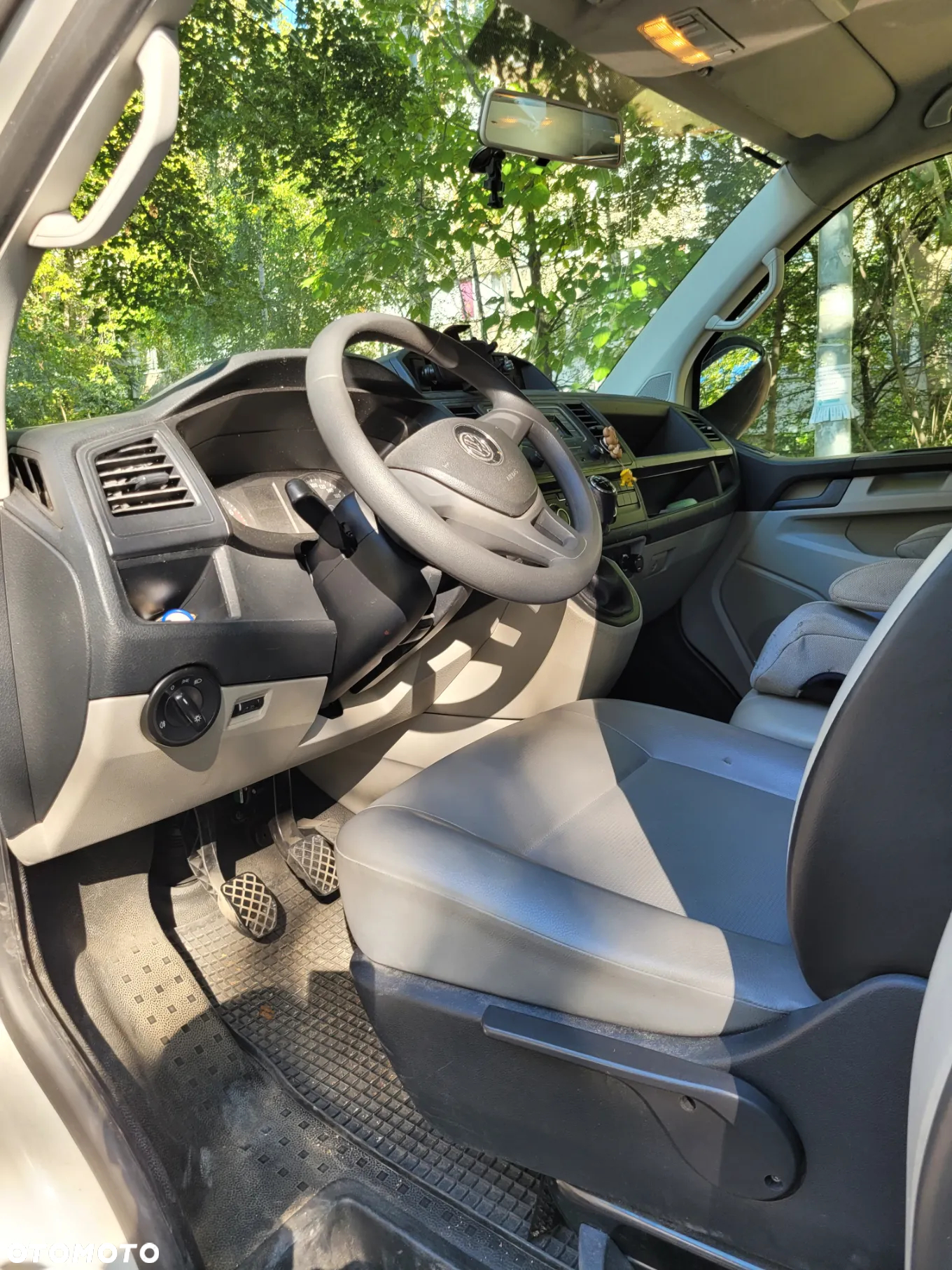 Volkswagen Transporter - 8