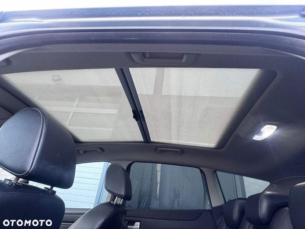 Ford Kuga 2.0 TDCi 4x4 Titanium - 9
