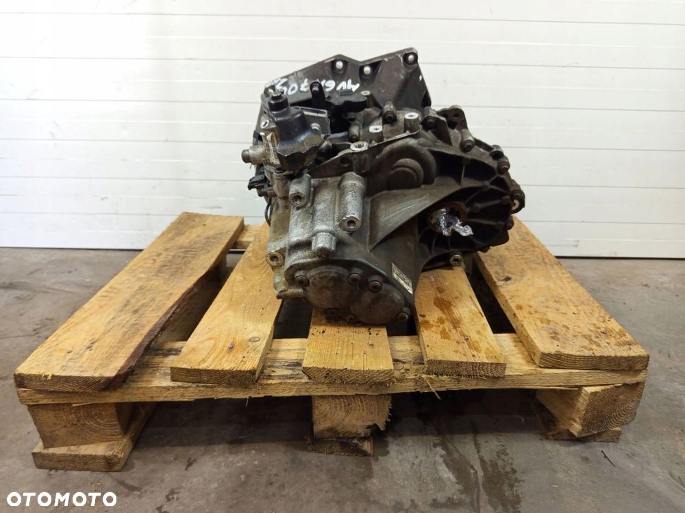 SKRZYNIA BIEGÓW MANUALNA AV6R7002KJ FORD C-MAX II FOCUS MK3 III 1.6 TDCI - 4