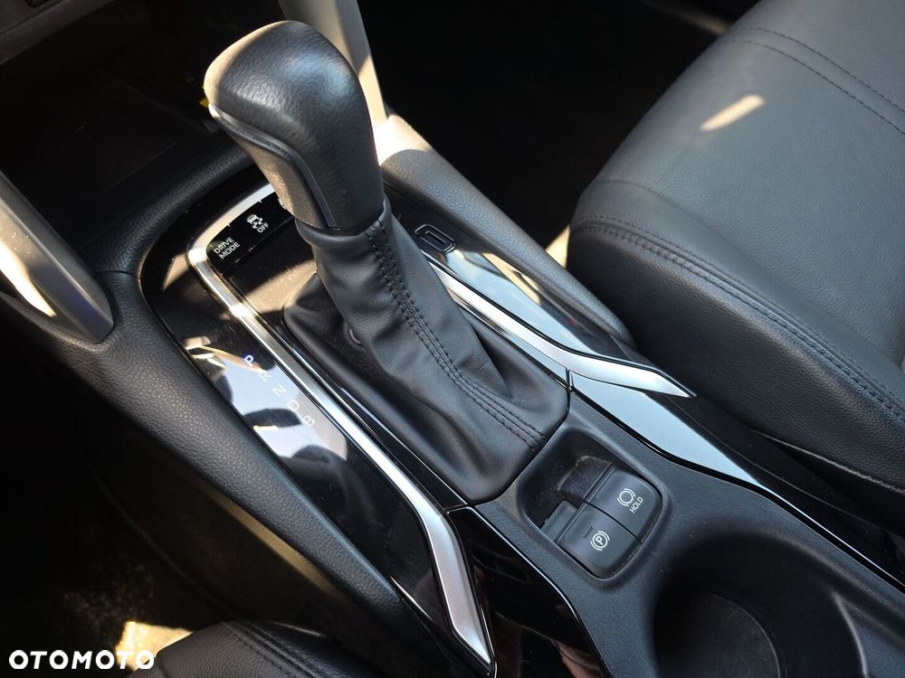 Toyota Corolla Cross 2.0 Hybrid Executive - 18
