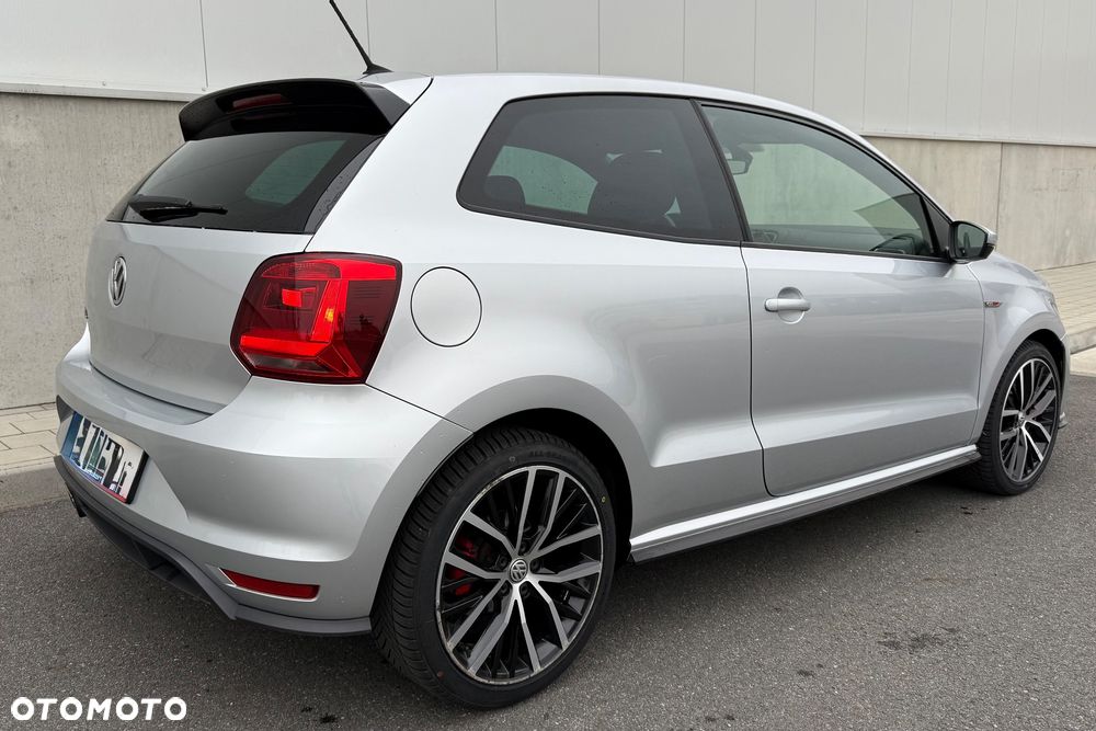 Volkswagen Polo 1.8 TSI (Blue Motion Technology) GTI - 5