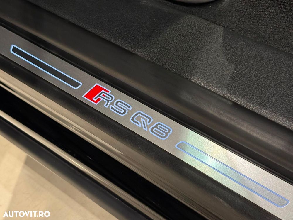 Audi RS Q8 - 37