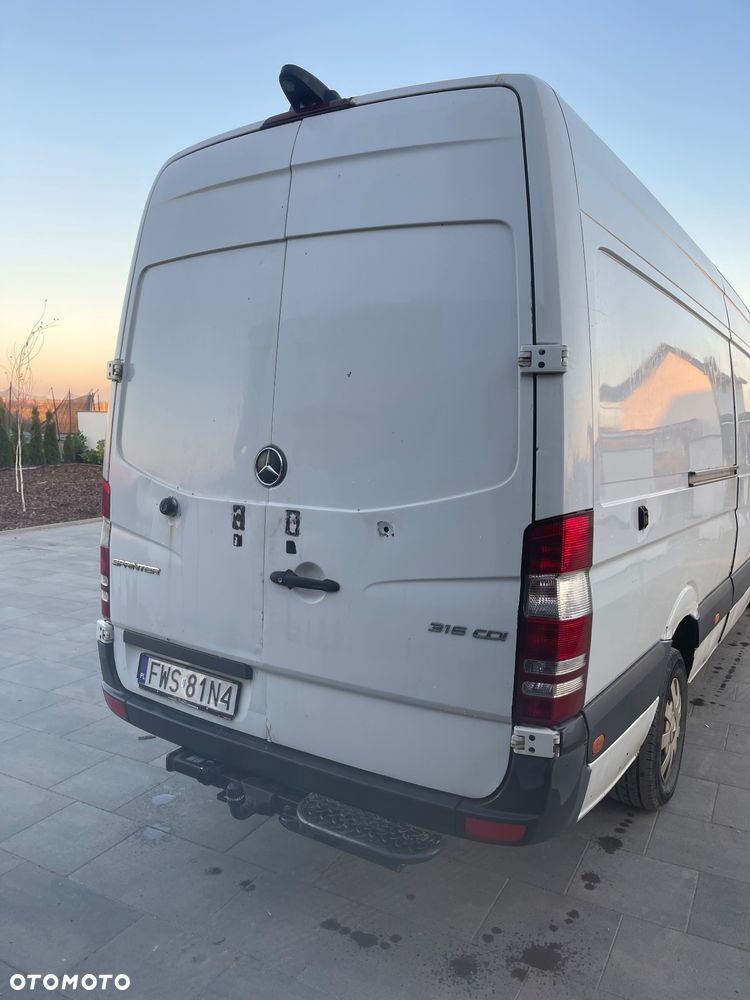 Mercedes-Benz Sprinter - 6