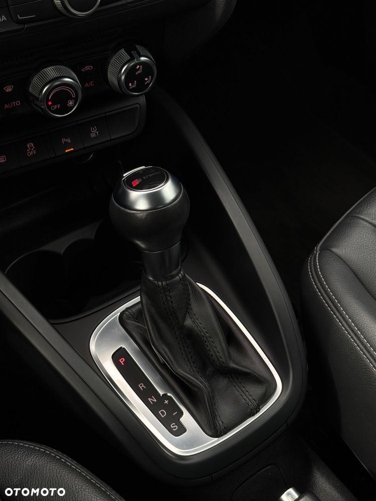 Audi A1 Sportback 1.4 TFSI S tronic Attraction - 25