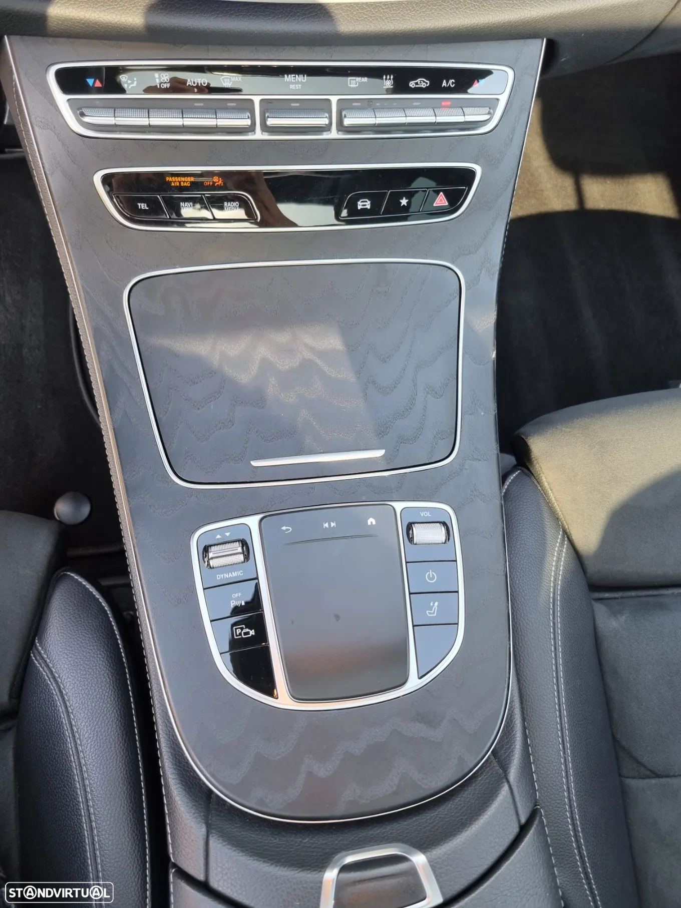 Mercedes-Benz E 300 de AMG Line - 24