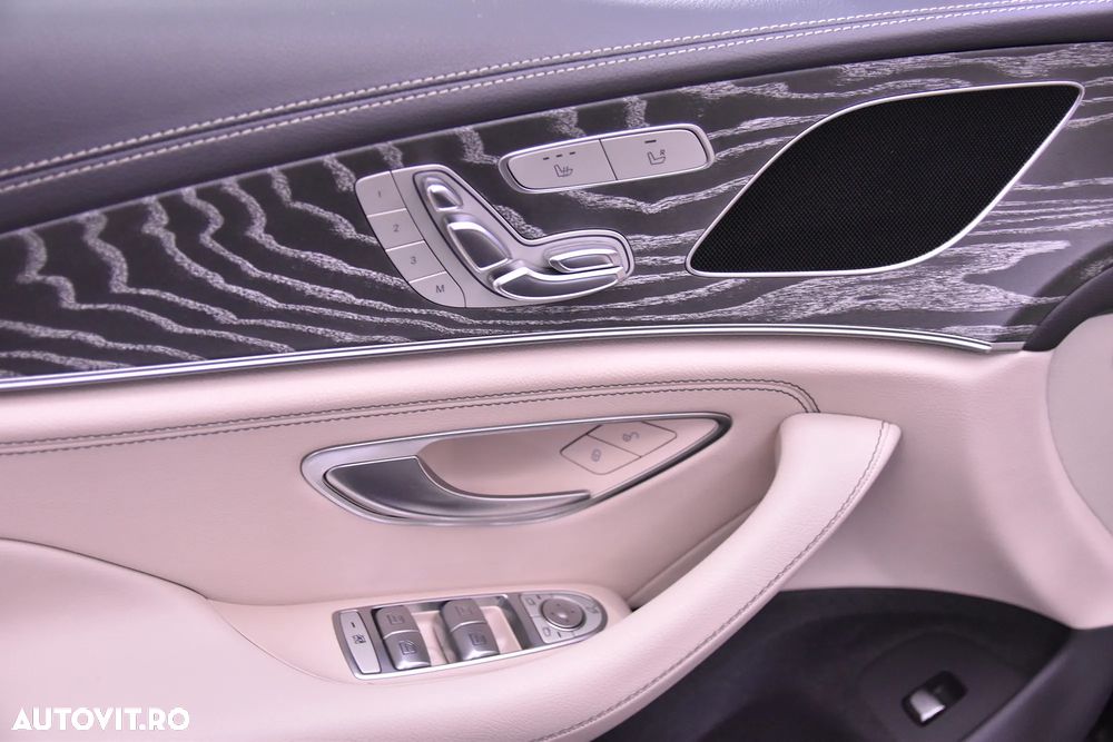 Mercedes-Benz CLS - 13