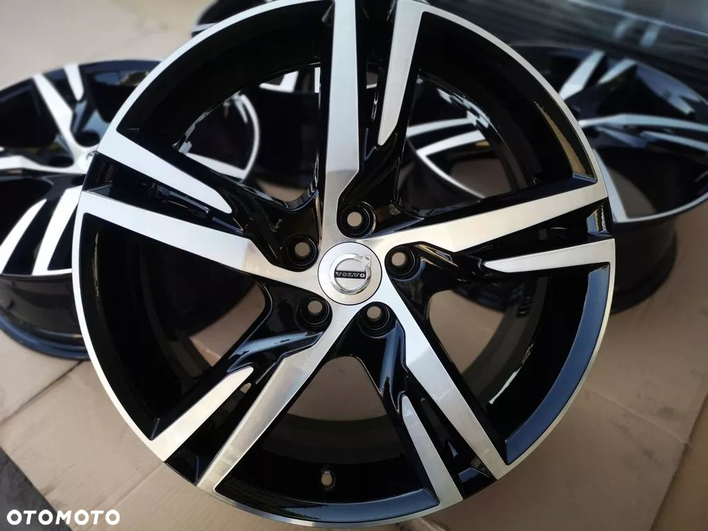 VOLVO XC60 V90 S90 S60 XC40 7,5X19 ET50,5 - 4