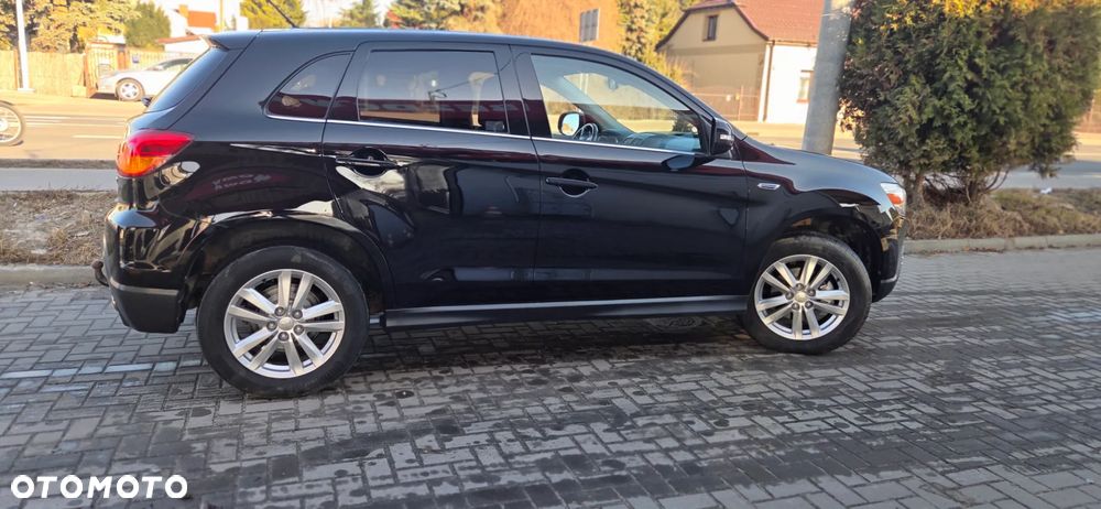 Mitsubishi ASX 1.8 DI-D 2WD Instyle - 17