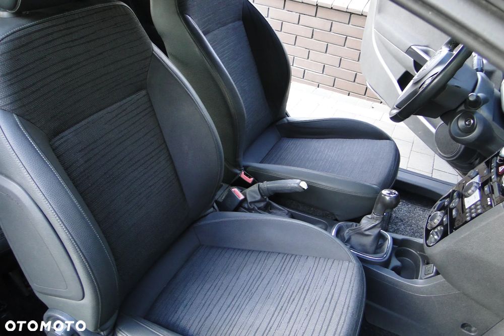 Opel Corsa 1.4 16V Edition - 13