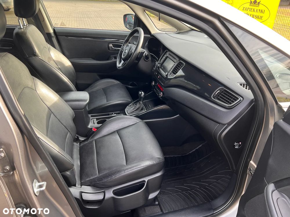 Kia Carens 1.7 CRDi Spirit - 16
