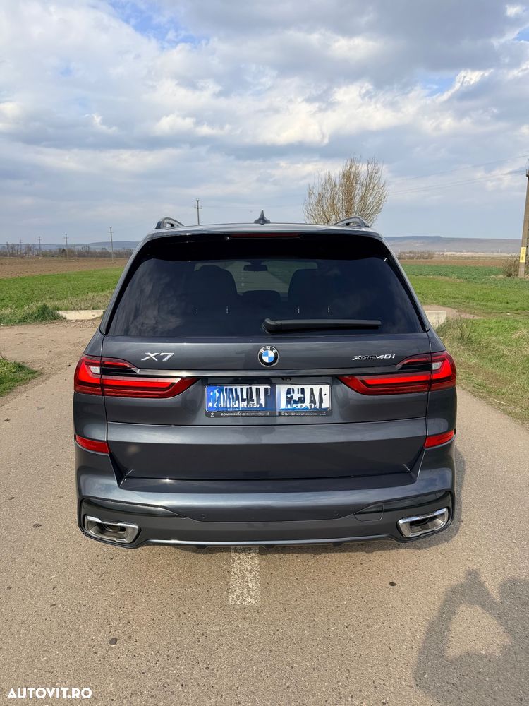 BMW X7 xDrive40i - 8
