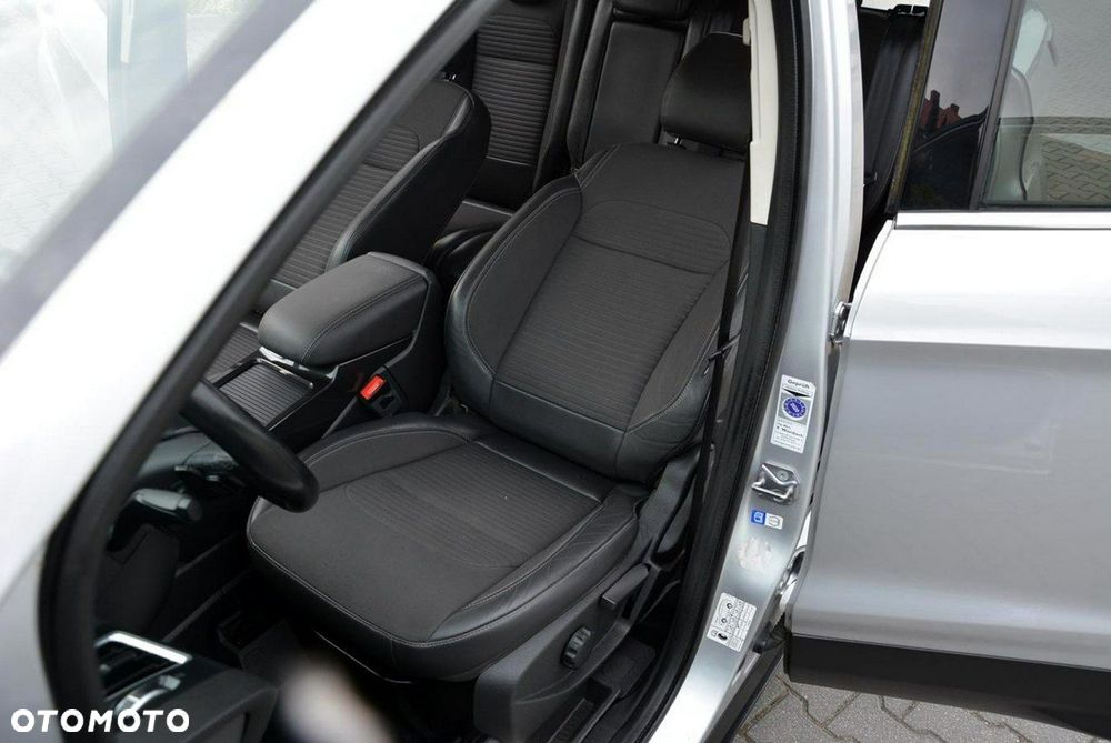 Ford Kuga 2.0 TDCi 4x4 Titanium - 19