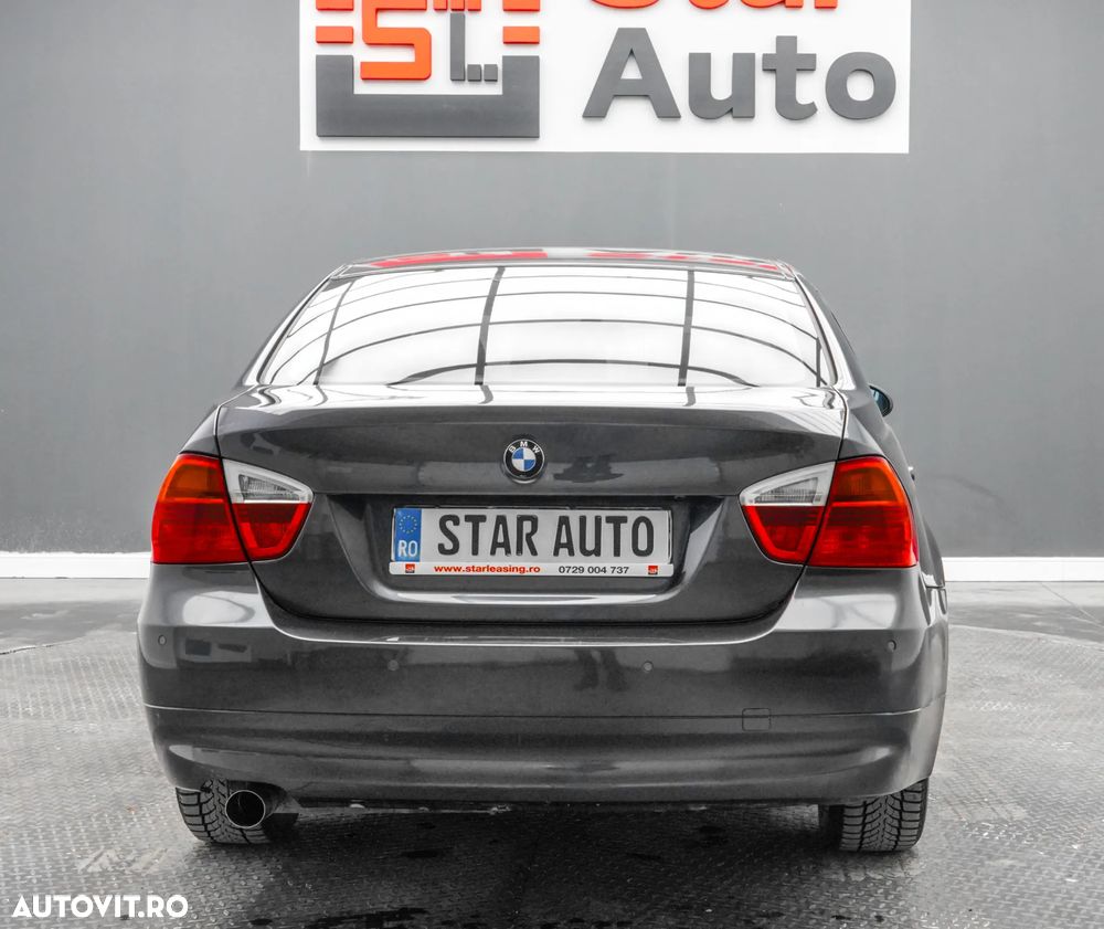 BMW Seria 3 318i - 5
