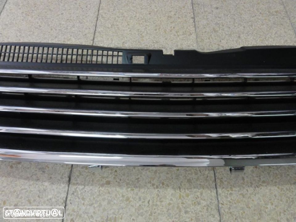 Grelha frontal sem símbolo cromada e preto para VW Passat 3BG 2000-2005 em plástico ABS - 3