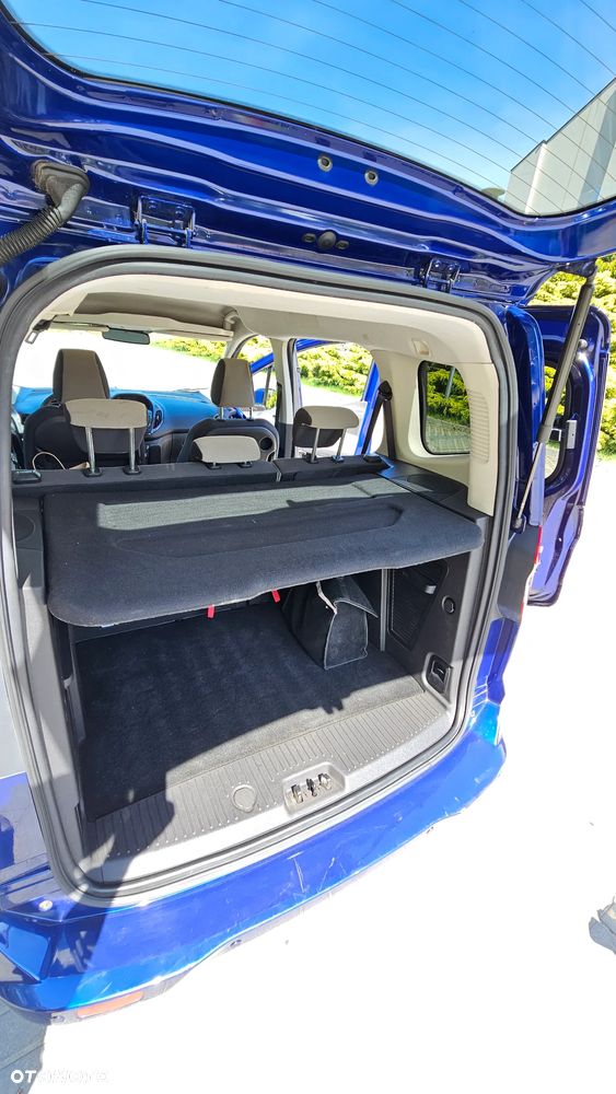 Ford Tourneo Courier 1.0 EcoBoost Titanium - 12