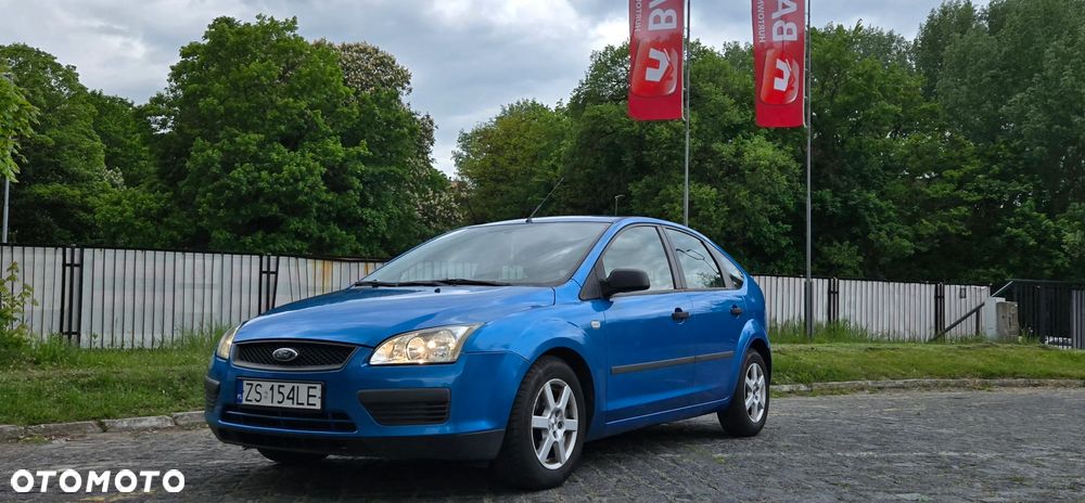 Ford Focus 1.6 16V Fun - 12
