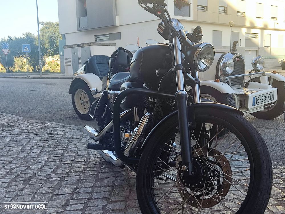 Harley-Davidson Sportster 1200 Custom - 14