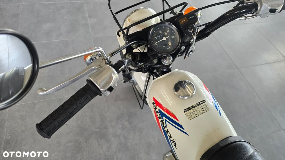 Honda C - 16