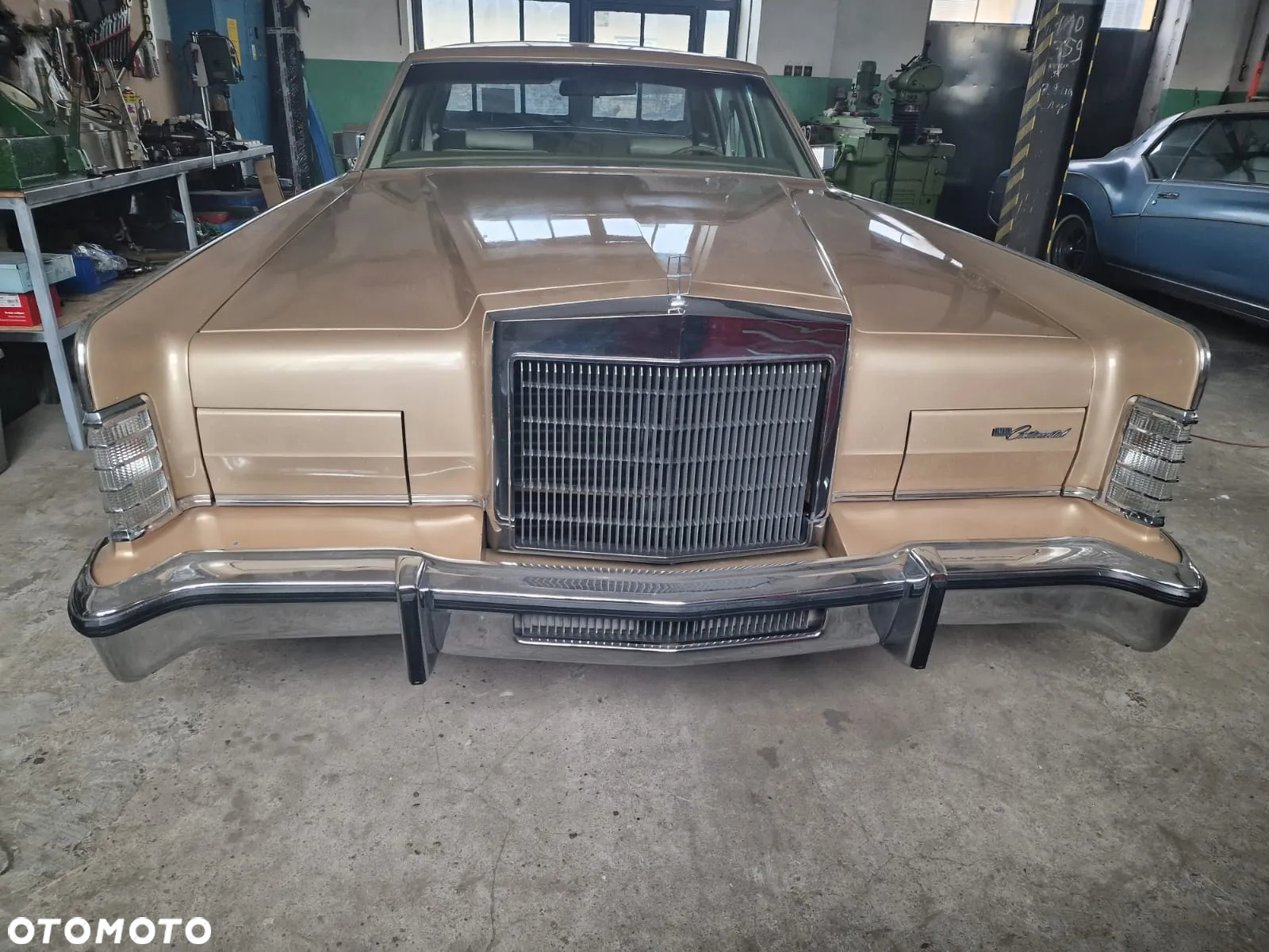 Lincoln Continental 4.6 Girenchy Des - 3