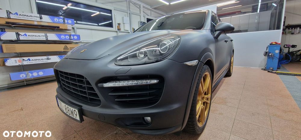 Porsche Cayenne GTS - 3
