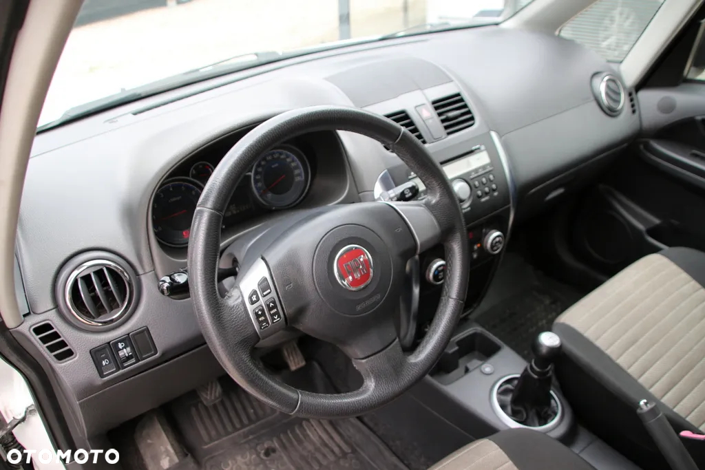 Fiat Sedici 1.6 16V 4x4 Emotion - 21