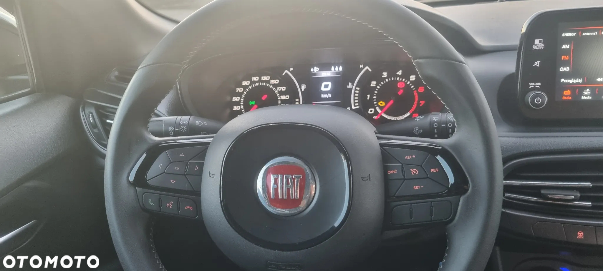 Fiat Tipo 1.4 T-Jet 16v Sport - 30