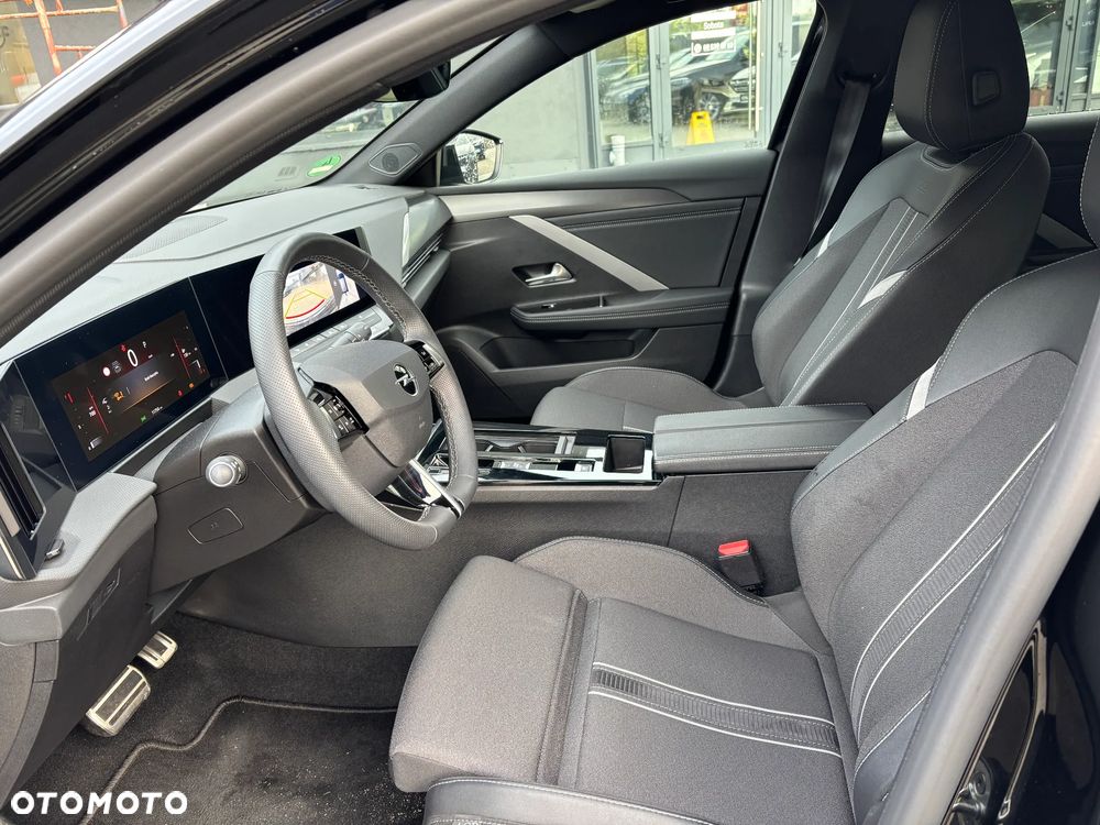 Opel Astra 1.2 Turbo Automatik GS - 17