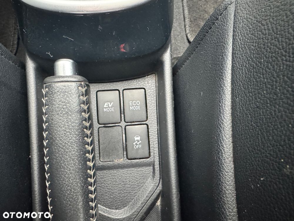 Toyota Yaris Hybrid 1.5 VVT-i Comfort mit Design Paket - 23