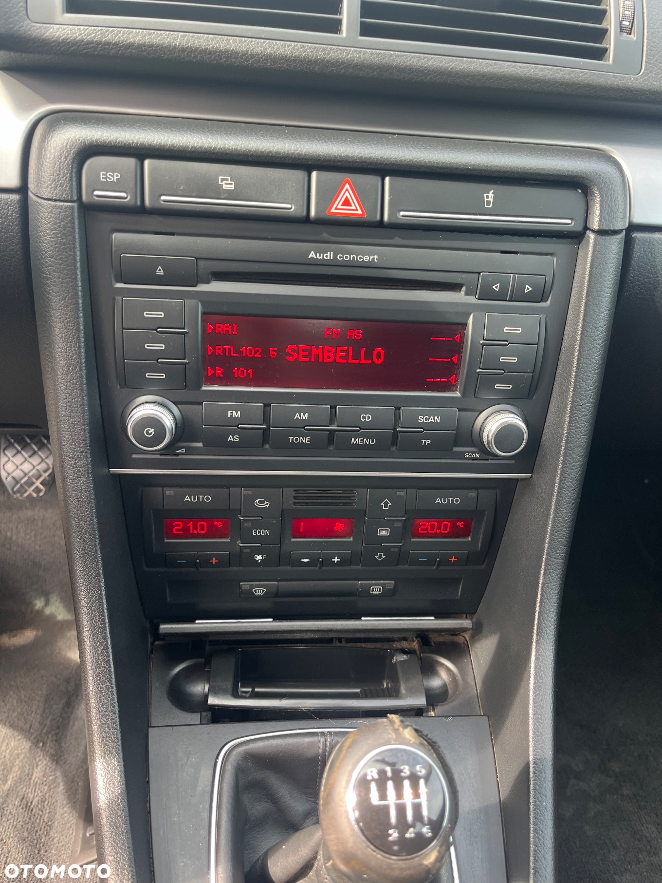 Audi A4 Avant 2.0 TDI - 10