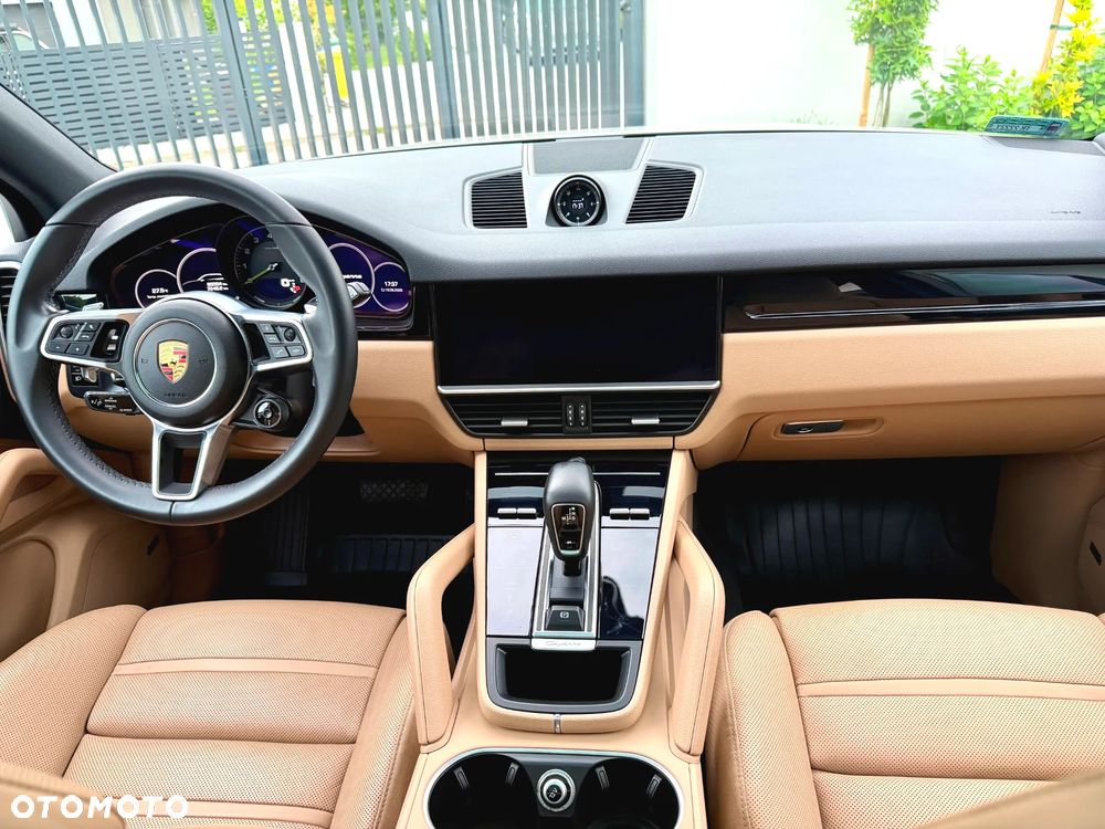 Porsche Cayenne Standard - 6