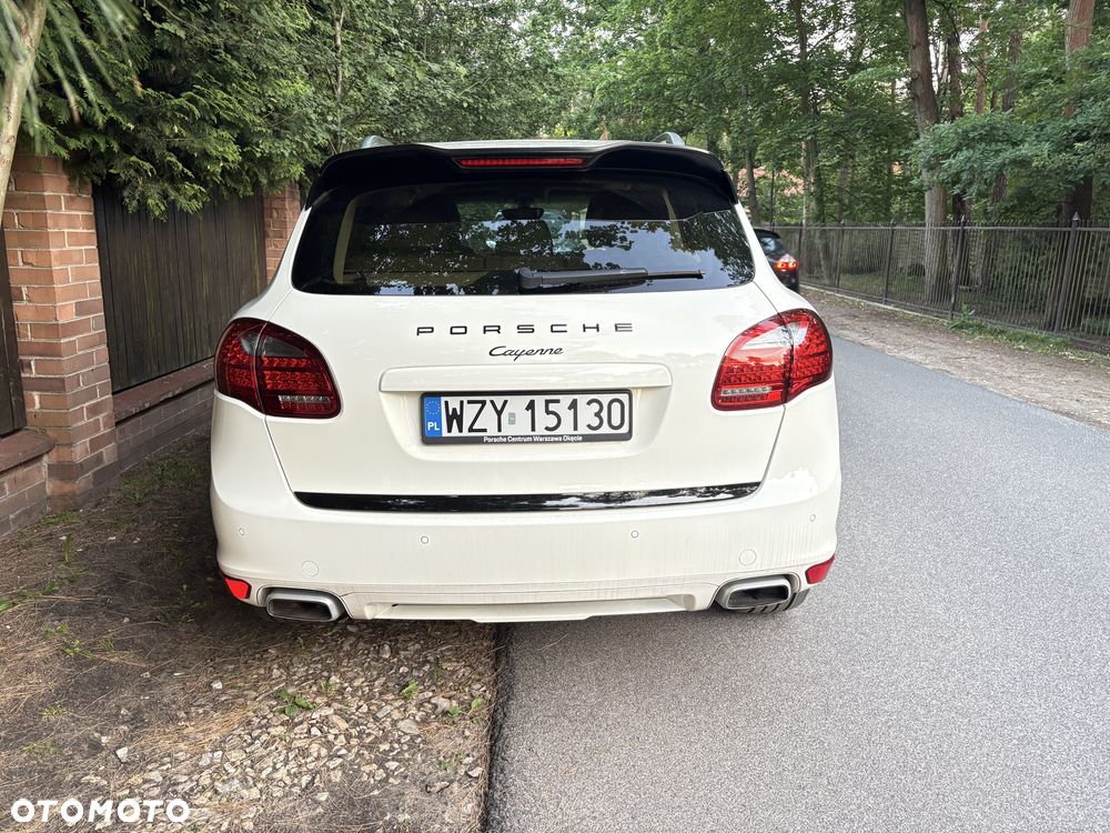 Porsche Cayenne - 4
