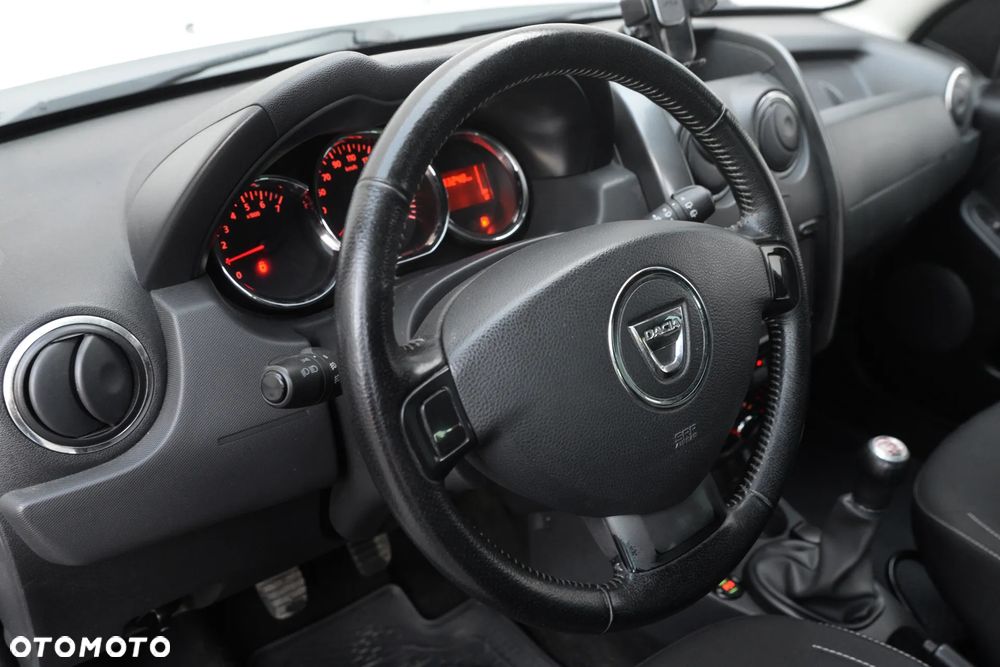 Dacia Duster 1.6 SCe Outdoor S&S - 34