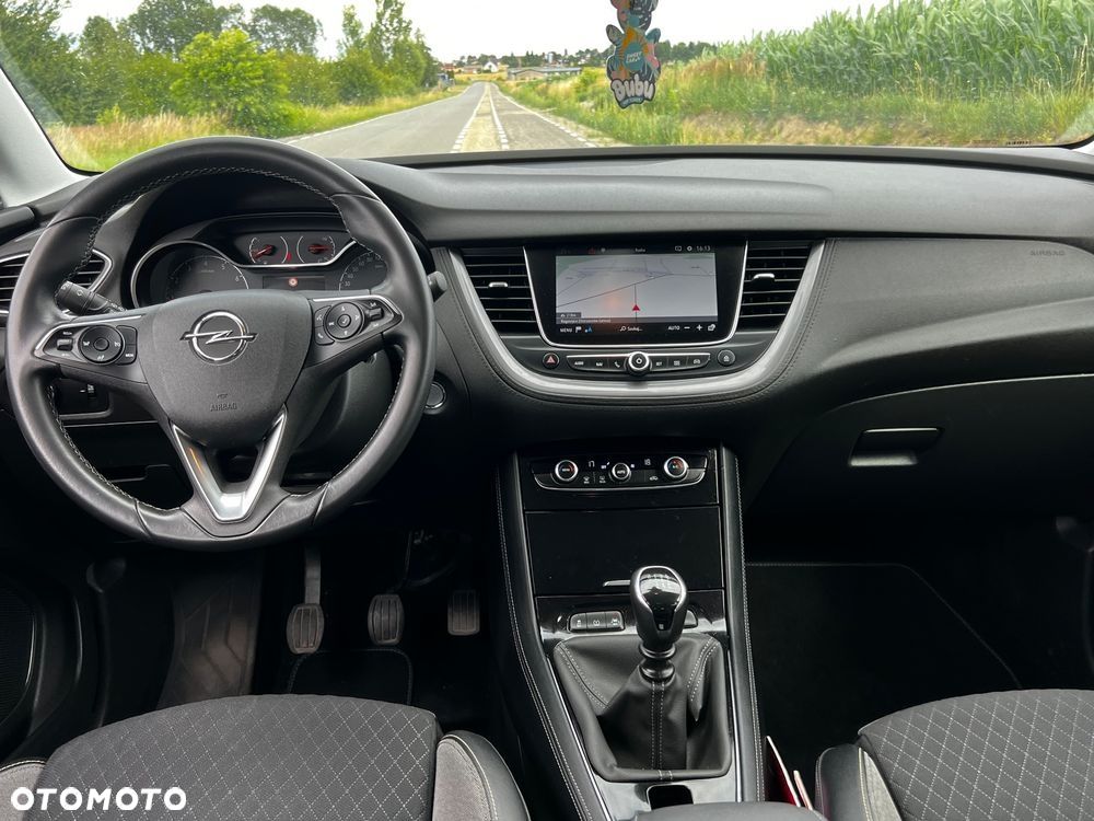 Opel Grandland X 1.2 Start/Stop Business INNOVATION - 17