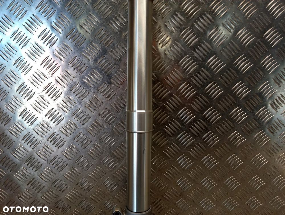 Laga zawieszenia przód prawa BMW R 1200RT K26 10-14r   PN. 31427729226 - 3