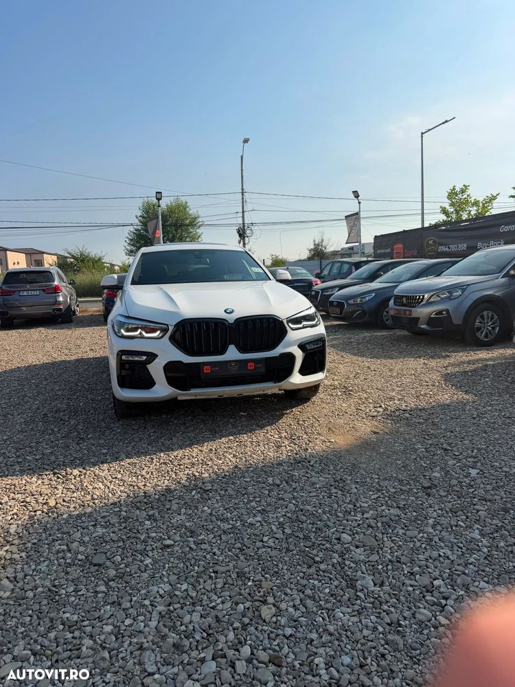 BMW X6 xDrive40i - 24