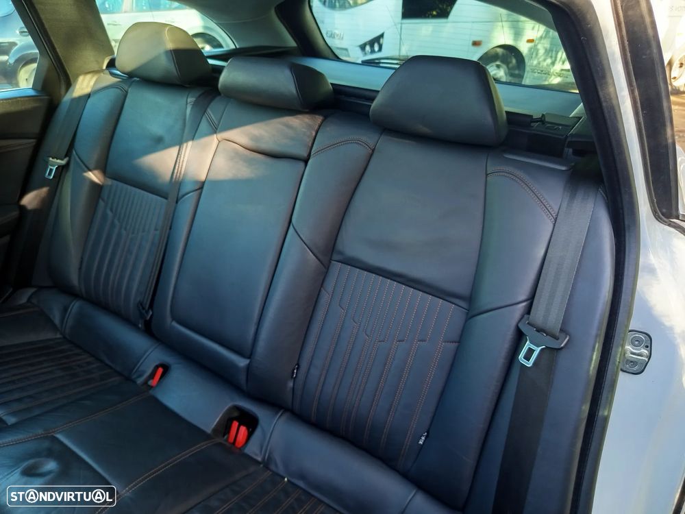 Peugeot 508 RXH 2.0 HDi Hybrid4 Limited Edition 2-Tronic - 28