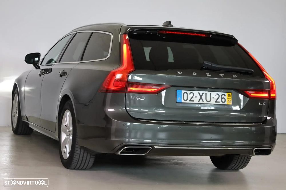 Volvo V90 2.0 D4 Momentum Plus Geartronic - 15