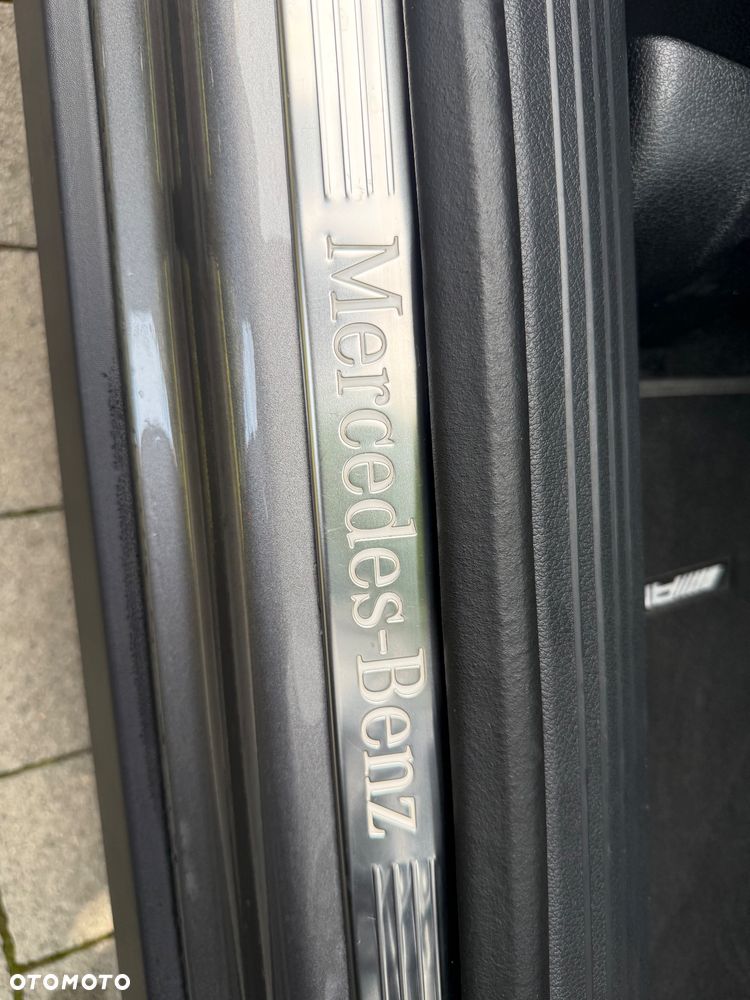 Mercedes-Benz GLB 200 d 4-Matic AMG Line 8G-DCT - 15