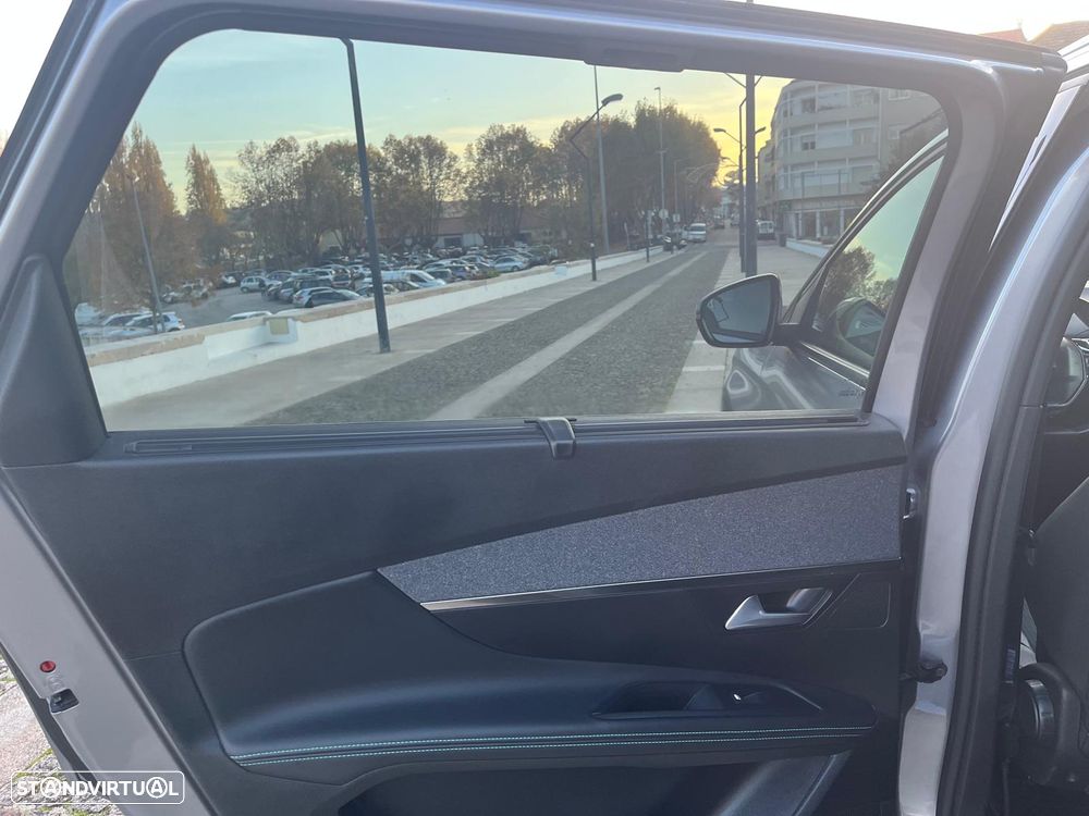 Peugeot 5008 BlueHDI 130 EAT8 Allure - 38