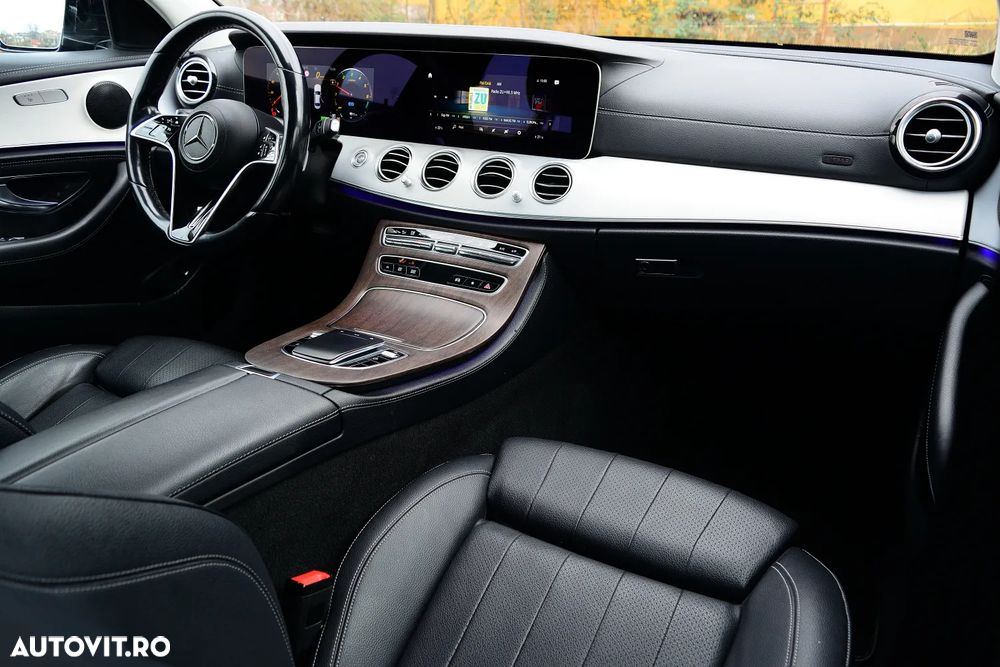 Mercedes-Benz E 300 de 9G-TRONIC - 8