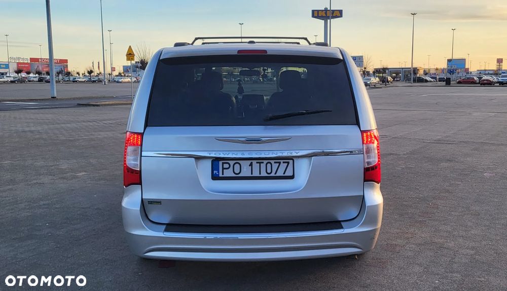 Chrysler Town & Country 3.6 Touring - 6