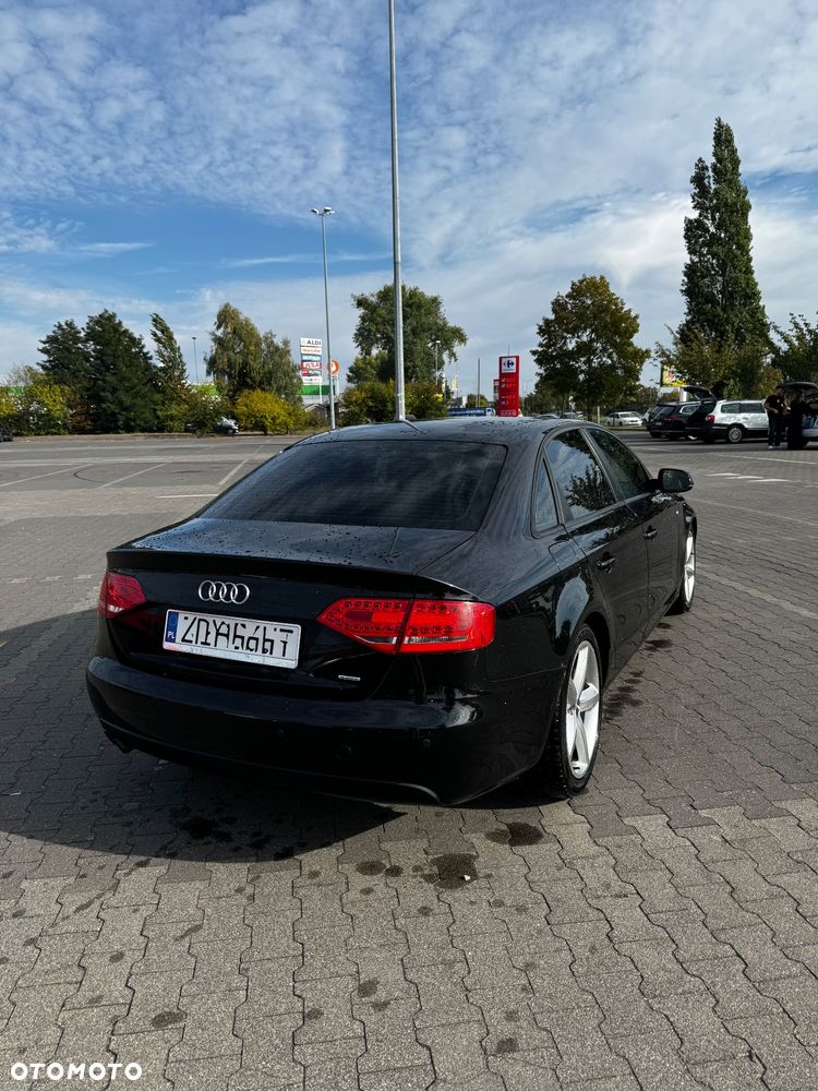Audi A4 Limousine - 18