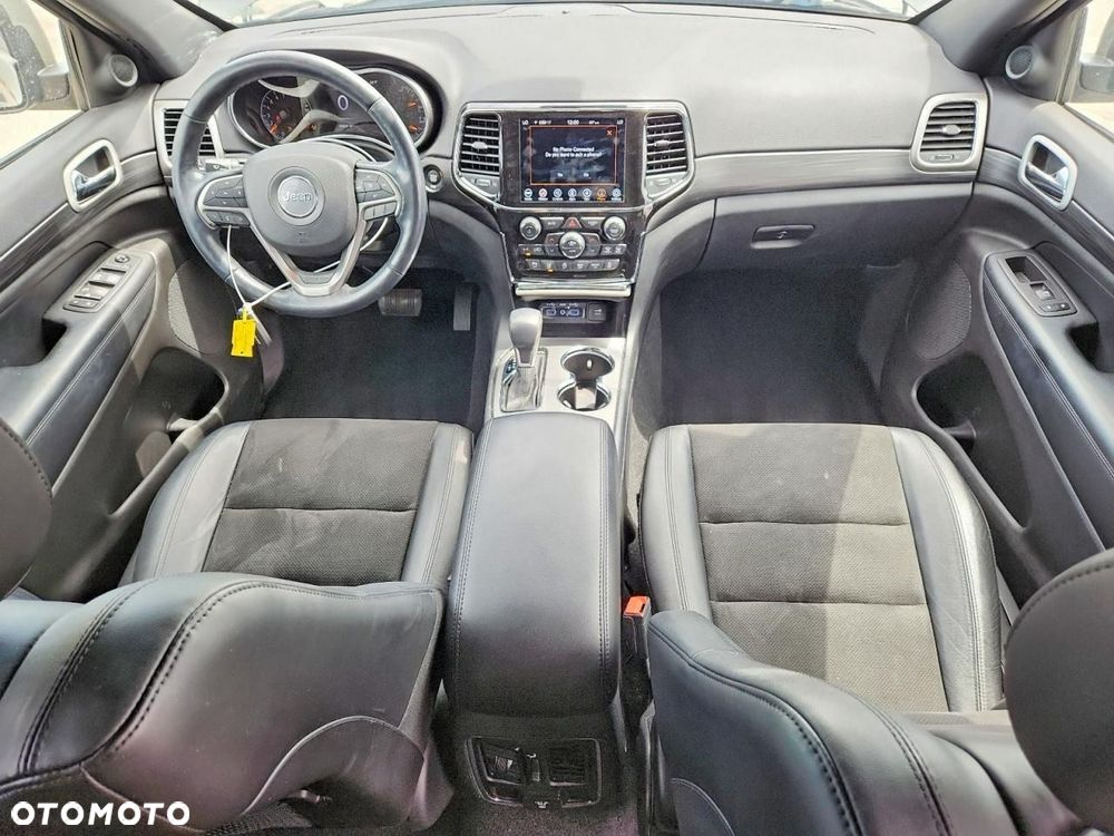 Jeep Grand Cherokee - 8