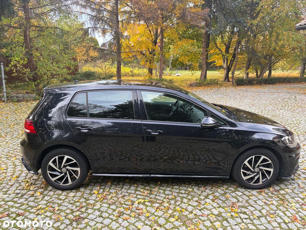 Volkswagen Golf - 4